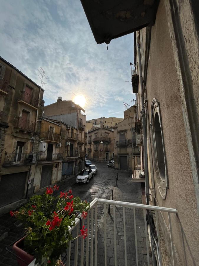 Casa Di Giovi Caltagirone Exterior foto