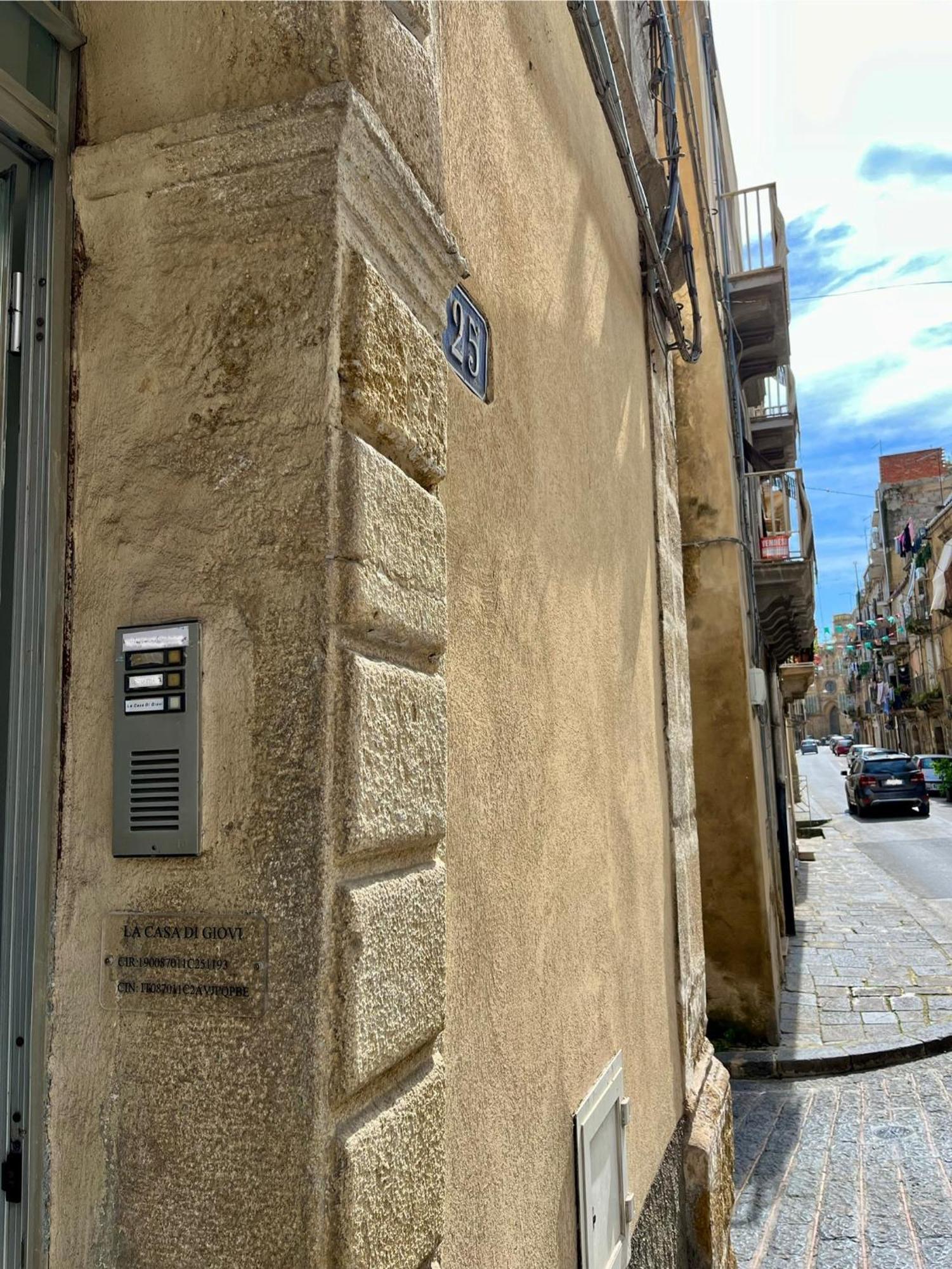 Casa Di Giovi Caltagirone Exterior foto